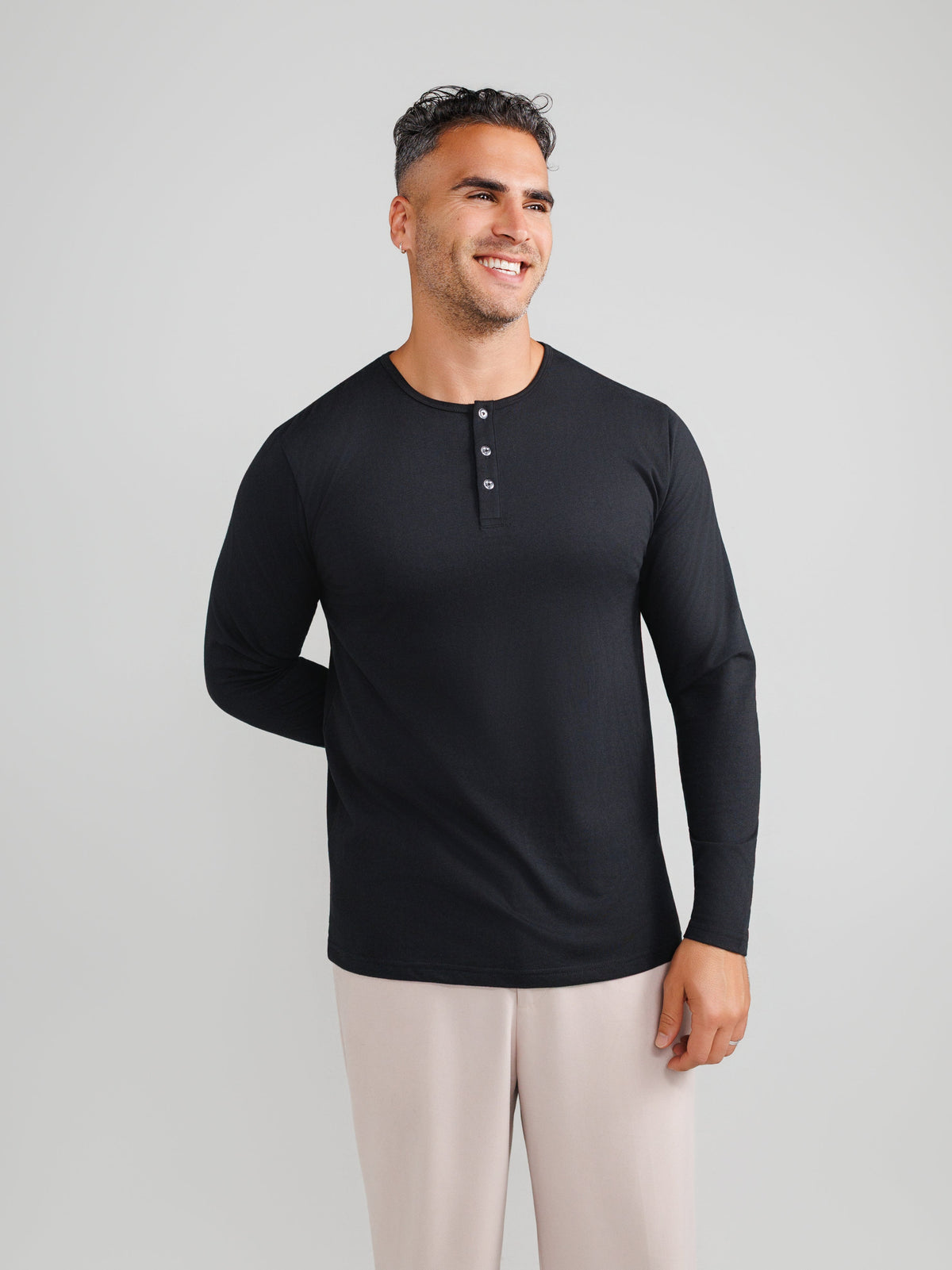 Black Henley 10-pack